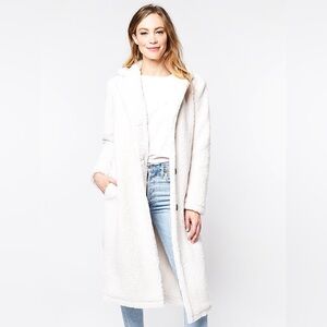 Cupcakes and Cashmere havana jacket (white teddy coat) size xs